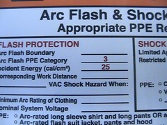 1 NEW BRADY 5X7 ARC FLASH WARNING LABELS LEVEL 3 B7569 Y4061904 PACK OF 5 LABELS