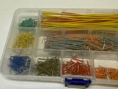 AUSTOR 560pc Breadboard Jumper Wire Kit –24AWG Preformed U-Shape w/ Storage Box