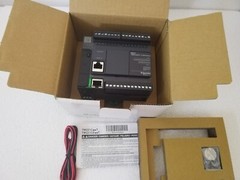 Schneider TM221CE24T Controller Modicon M221 24 IO Transistor PNP Ethernet