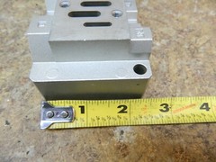 SMC US4436 ? Solenoid Valve Base 1/4″ NPT