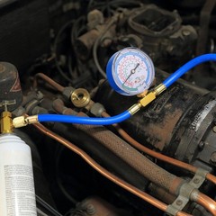 R290 R600A Refrigerant Charging Manifold Hose Kit AC Recharge w/ Gauge & Can Tap