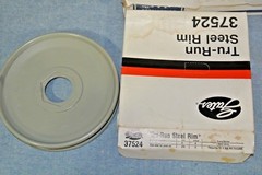 NIB Large Lot Of Gates “V” Pullies & Hubs Various Sizes Power Transmission Item