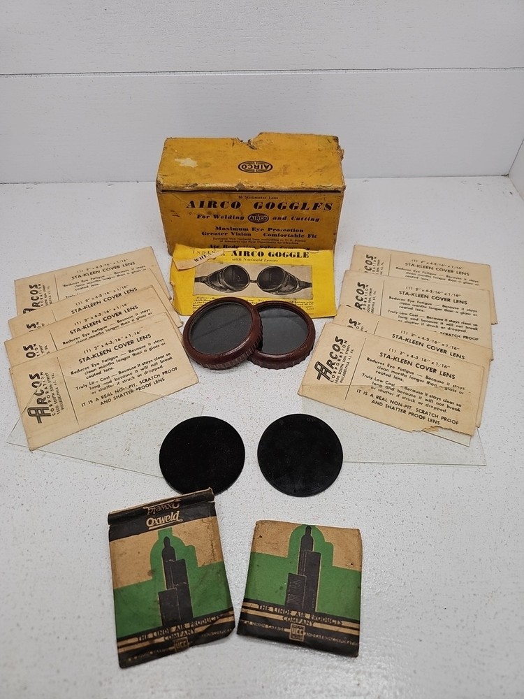Vintage Welding Goggle Lenses Round Oxweld Type C 16 / 17 Arcos Sta-Kleer Cover