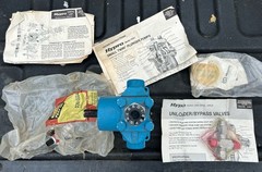 Hypro 5321 TWIN PISTON PUMP With Liquid Injection And Unloader / Bypass Valve
