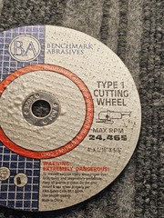 (QTY 25) BENCHMARK ABRASIVES 4″ x 1/16″ x 3/8″ T1 Premium Thin Cut-off Wheel