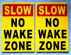 (2) SLOW – NO WAKE ZONE 8″ x12″ Plastic Coroplast Signs with Grommets yellow