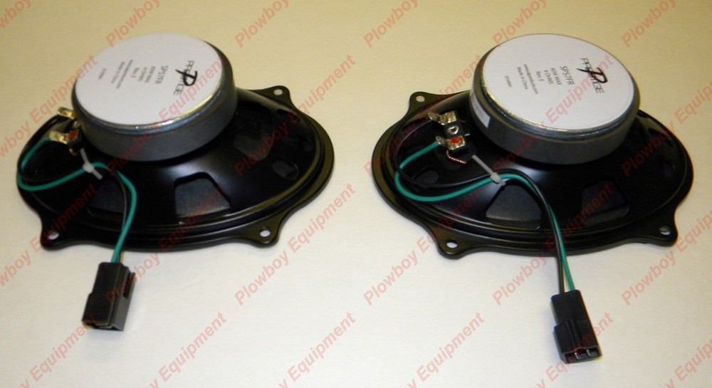 5 X 7 Radio Speaker Pair for Case 621 621B 721 721B 821 821B 921 921B 245343C3