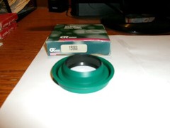 CHICAGO RAWHIDE 15966 AUTO TRANS EXT. HOUSING OIL SEAL=1.598″ X 2.47″ X .42″