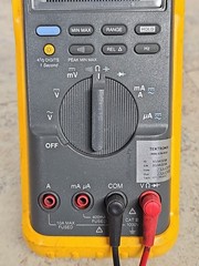Fluke 87 111 Industrial Multimeter RMS with Leads