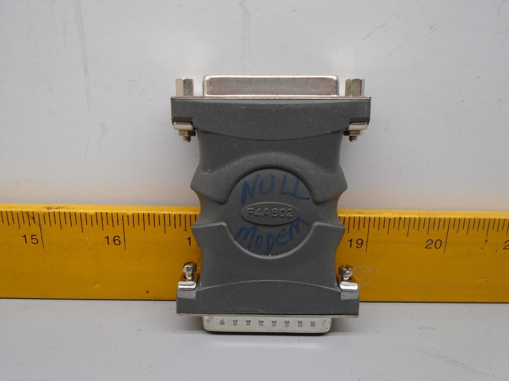 Belkin F4A602 Null Modem adapter Bin9