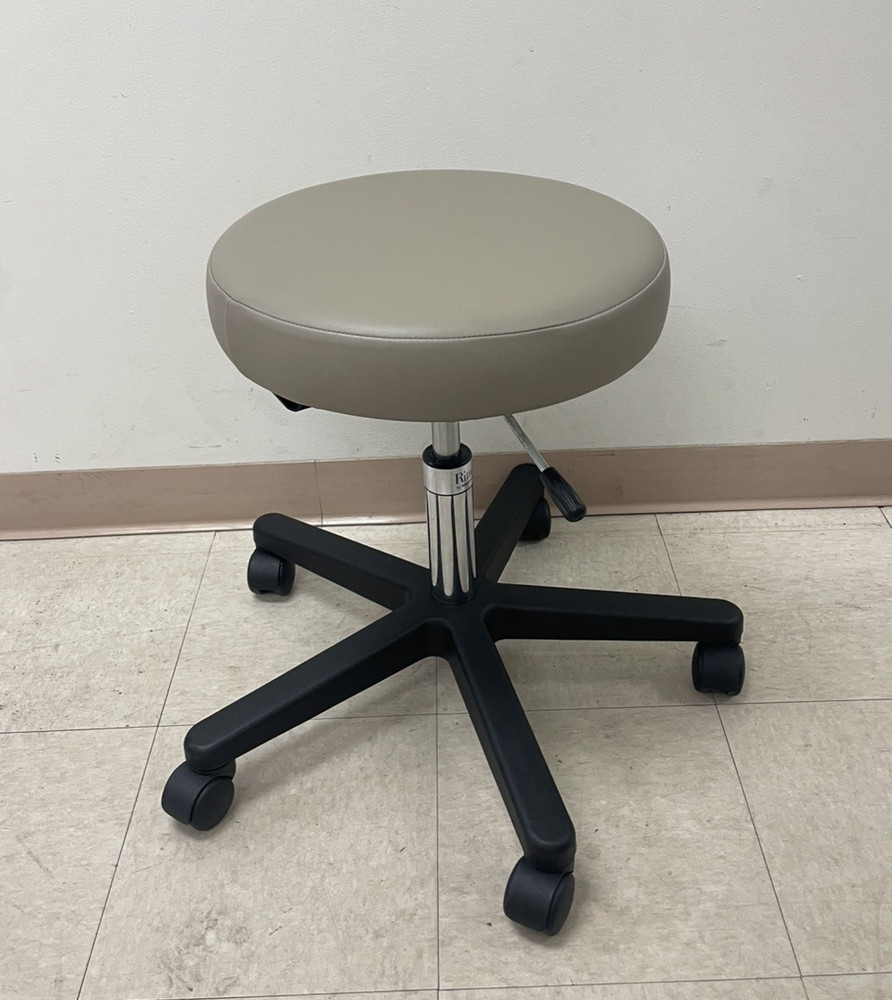 Pre-Owned MIDMARK Ritter 272 Air Lift Exam Stool #272-001 Dark Linen