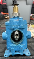 Hypro 5321 TWIN PISTON PUMP With Liquid Injection And Unloader / Bypass Valve