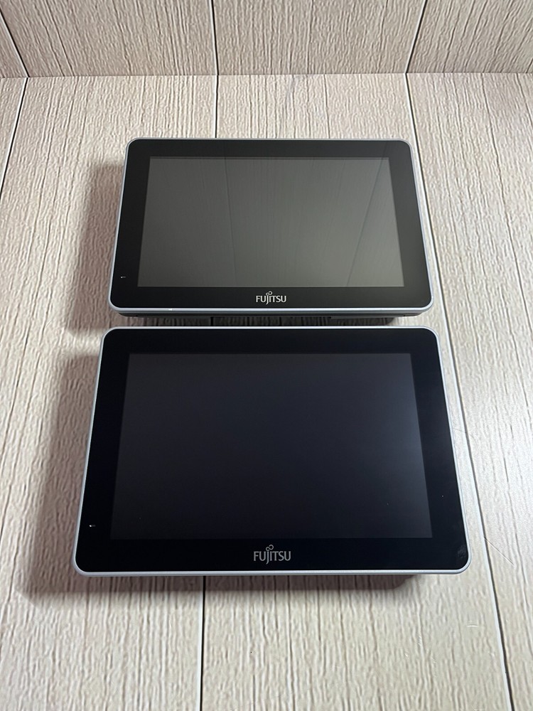 Lot of 2 Fujitsu TP8-10N 10” Non-Touch LCD Display
