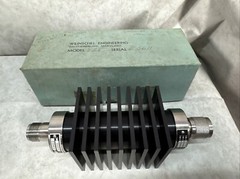 WEINSCHEL ENGINEERING MODEL 938 Serial E 5611 With Box 3/2