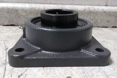 NTN UCFUX-2.1/2M 2-1/2 In Bore Diameter Cast Iron Housing 4 Bolt Flange Bearing