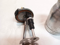Binks Model 81-550? 1-Quart Aluminum Siphon Cup Spray Gun 3/8 NPS – Unused
