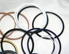 Arm Cylinder Seal Kit 31Y1-03711 for Hyundai Excavator R130LC-3 R130W-3