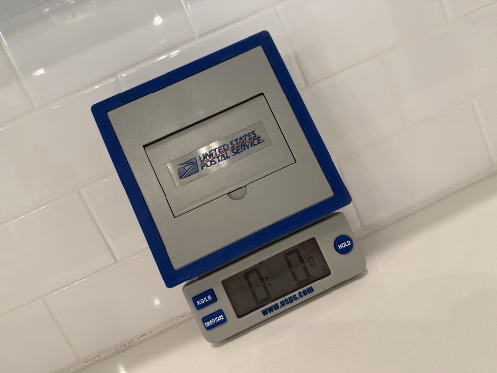 United States Postal Service Table Top LCD Display Digital Scale 10lb VTG USPS