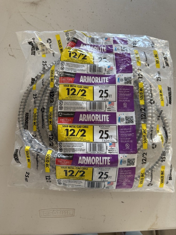 12/2 x 25 ft. Stranded CU MC (Metal Clad) Armorlite Cable