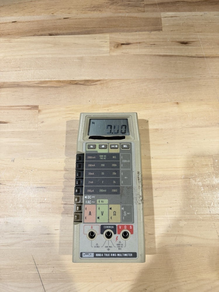 FLUKE 8060A TRUE RMS MULTIMETER (PARTS ONLY) FOR PARTS