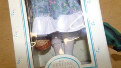 NEW Studio 5 Collection D-60120, Porcelain Doll *Free Shipping*