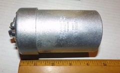 Hubbell 22431 Hubbellock 30 Amp / 3 POLE / 4 WIRE 600V Female Connector Body