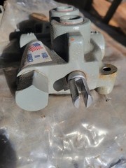 Prince 4 Ways Monoblock Hydraulic Directional Valve with 20 Flow Capacity (GPM)