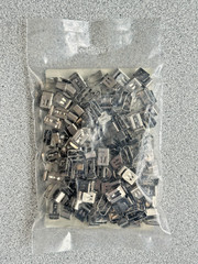 NEW Bag of 100 HellermannTyton 151-01699 Stainless Steel Solar Clips MSC2LP LOT