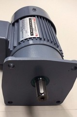 MinChuen NF18020203 Gear Motor MCN Ratio 20:1 3ph 240/480V 60hz 1680rpm