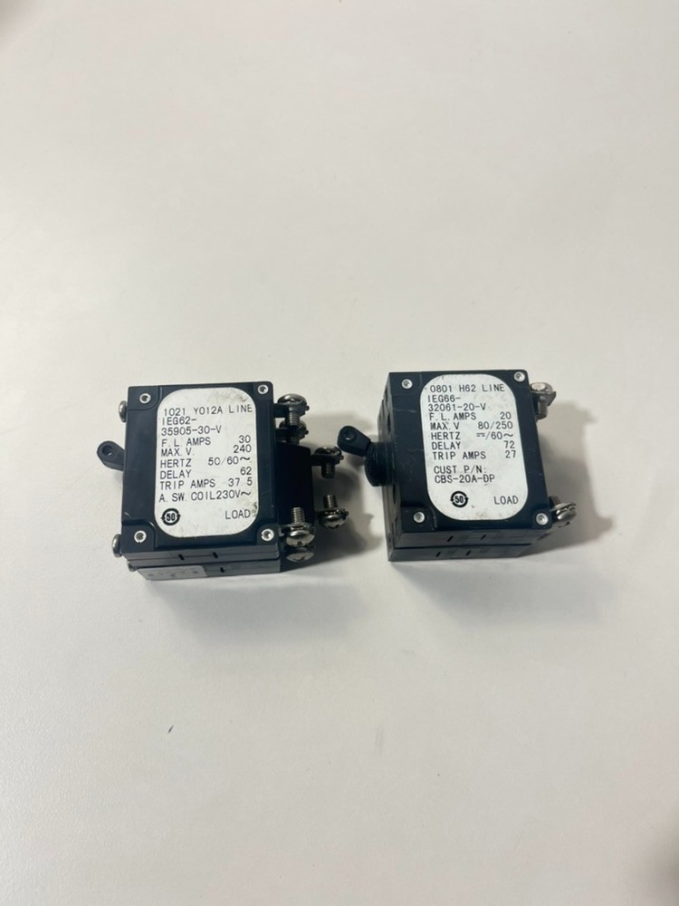 2x (SET) Airpax Circuit Breakers IEG62 35905-30-V & IEG66 32061-20-V