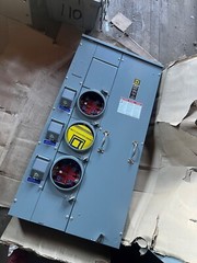 SQ D 3 Gang Meter Pak 300A 120/240V 1-Phase Ringless No Bypass