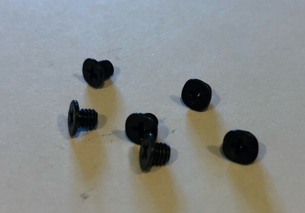 6 Pcs M3x3.5mm Screws – Standard fastener for 2.5″ SATA HDD/SSD