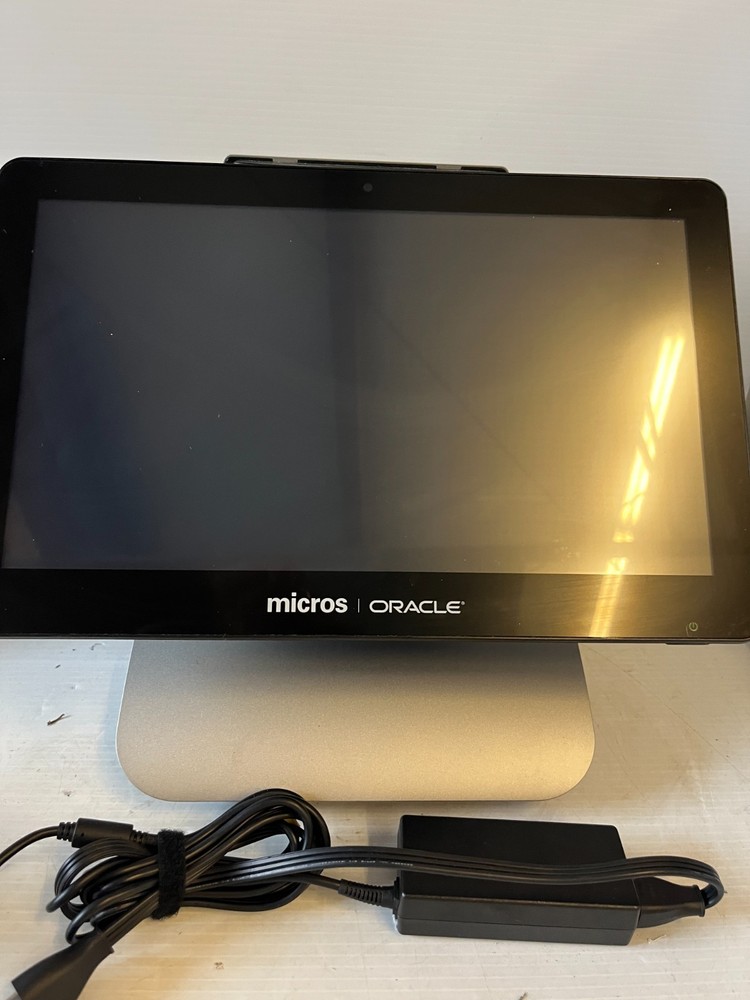 LOT OF 2 Micros Oracle Workstation 6 15.6″ Celeron 3765U 8GB RAM No SSD + more