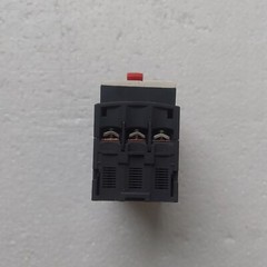 SCHNEIDER ELECTRIC GV2-ME32 Motor Circuit Breaker GV2ME32 MADE IN FRANCE