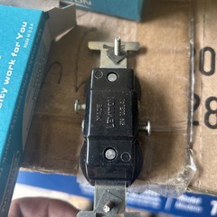 Lot Of 10 VTG Leviton Duplex Flush Receptacles Bakelite Brown 15A 125V NOS