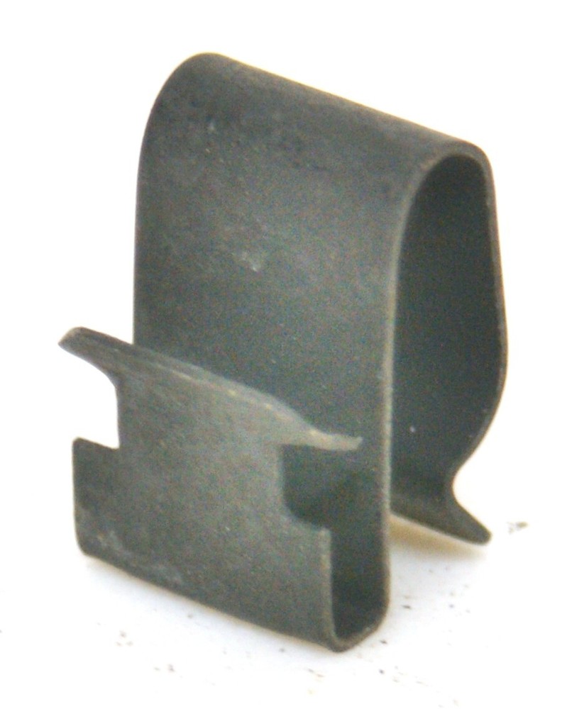 (25) – Automotive Cable Edge Clips – Double With Rolled Edge 8106
