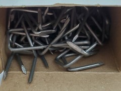 Lot of 2 Boxes of 100 Topaz Cat # 183 Cable Staples 1″ x 1/2″