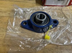 SKF Oval Flanged ball Bearing Unit F2B 012-RM. NOS