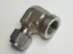 1- Swagelok Stainless Steel Elbow Fitting, 3/8″ OD Tube x 3/8″ FNPT, SS-600-8-6