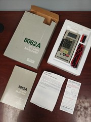 Vintage FLUKE 8062A – 4 ½ Digit Multimeter with True RMS -NEW OPEN BOX
