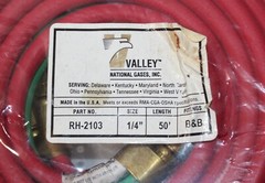 Valley National Gases RH-2103 50′ 1/4″ GRADE R TWIN HOSE FITTED USA NEW SEALED