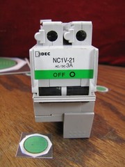 3a Idec Circuit Protector Breaker 2 pole 3 Amp 220vac 125vdc aux AC/DC NC1V-21