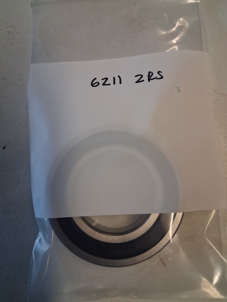6211 2RS sealed ball bearing