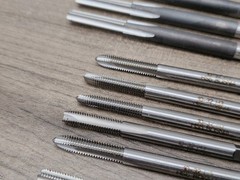 NOS LOT CLEVELAND, OSG BOTTOM TAPS, 1/2″-13 NC, 1/4″ -20 NC, 3/8″-16 NC, 22PCS