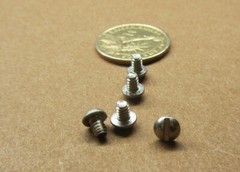 Round Head Slotted Machine Screw 18-8 Stainless Steel, 6-32 x 3/16″ L 300 Pcs