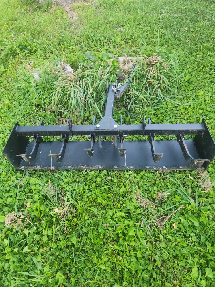 Box Blade Tractor Attachment 54.25″ Width W/6 Scarifier Shank for Cat 0 & Cat 1