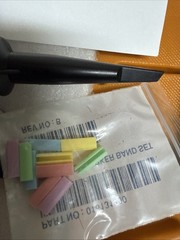 TEKTRONIX P2220 OSCILLOSCOPE PROBE PASSIVE 200 MHZ 300 V W/accessories NEW