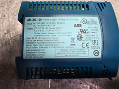 PULS ML30.101 POWER SUPPLY INPUT:100-240V,5-5.5V OUTPUT,NEW IN BOX! MAKE OFFER!