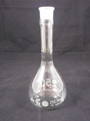 CHEMGLASS Glass Heavy Duty TC 250mL ± 0.20mL Volumetric Flask Stopper Size #19