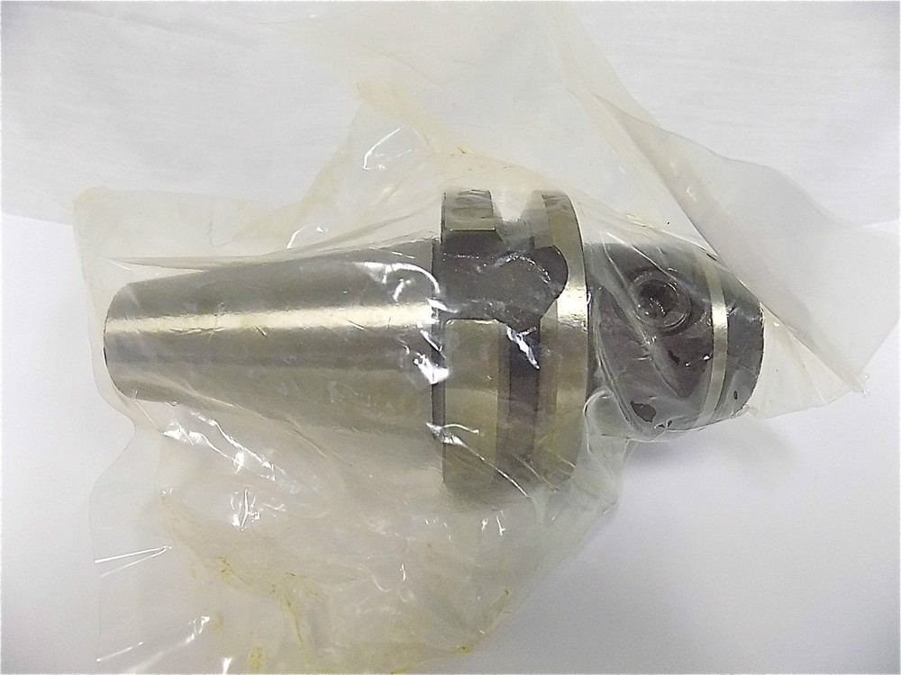 Accupro BT40 Taper Shank End Mill Holder 2.56 Projection 5/8 Hole Dia 582396